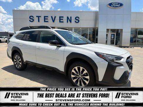 Used 2025 Subaru Outback Limited AWD/4WD image 1