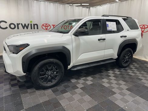 Used 2025 Toyota 4Runner SR5 image 4