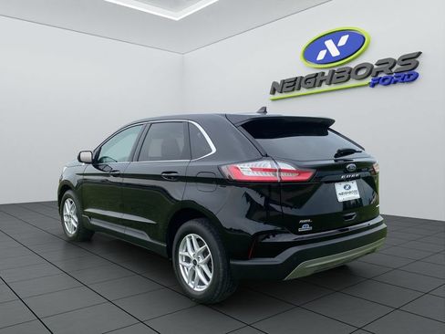 Used 2024 Ford Edge SEL w/ Convenience Package AWD/4WD image 4