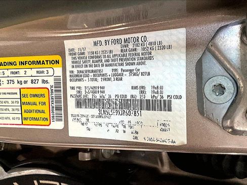 Used 2018 Lincoln MKZ Reserve w/ Climate Package FWD image 25
