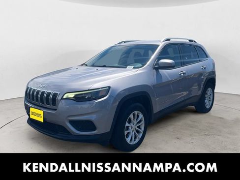 Used 2020 Jeep Cherokee Latitude w/ Cold Weather Group AWD/4WD image 1