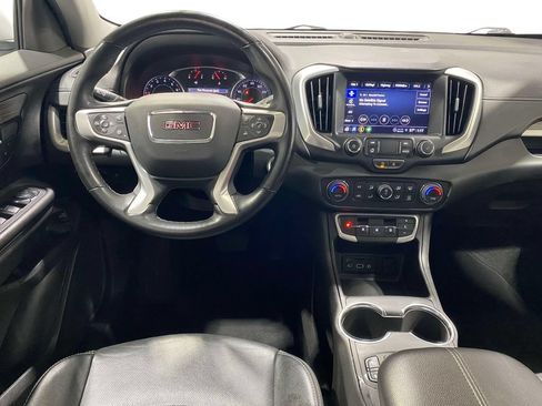 Used 2024 GMC Terrain SLT FWD image 11