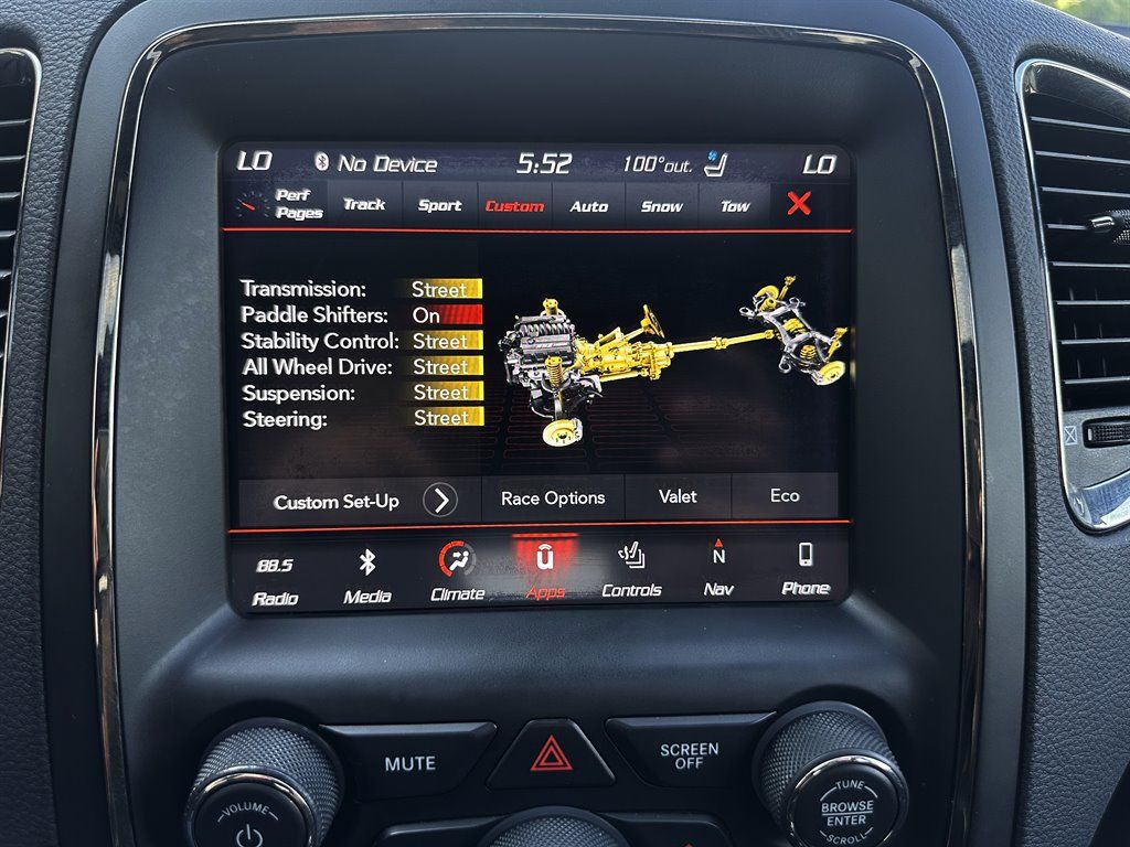 Used 2018 Dodge Durango SRT w/ Technology Group AWD/4WD image 13