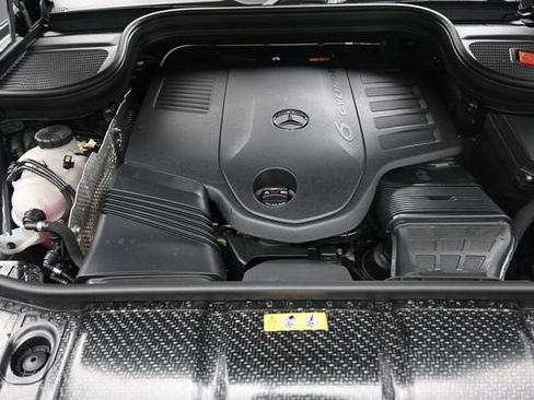 Used 2026 Mercedes-Benz GLS 450 4MATIC image 32