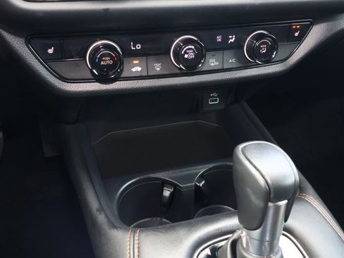 Used 2024 Honda HR-V Sport image 25