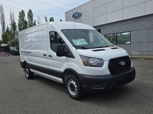 New 2026 Ford Transit 250 148 Medium Roof RWD image 3