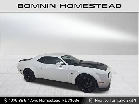 Used 2023 Dodge Challenger R/T Scat Pack image 1