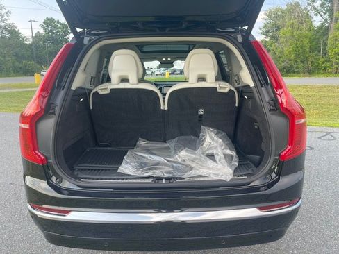 Used 2023 Volvo XC90 B6 Plus w/ Protection Package AWD/4WD image 17
