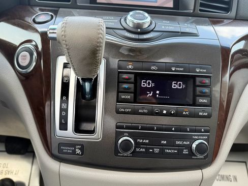 Used 2012 Nissan Quest SL w/ Bose Pkg FWD image 18