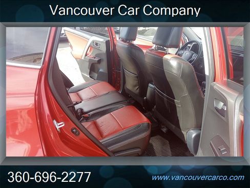 Used 2017 Toyota RAV4 LE image 16