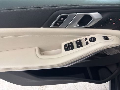 Used 2020 BMW X5 sDrive40i w/ Premium Package RWD image 27