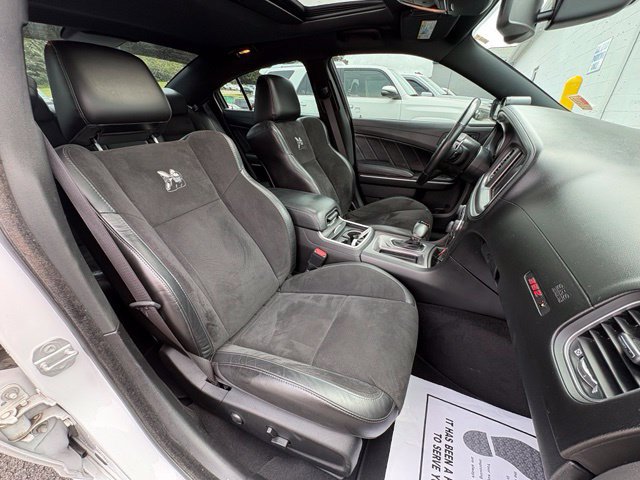 Used 2022 Dodge Charger Scat Pack w/ Plus Group RWD image 29