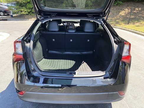 Certified 2022 Toyota Prius image 22