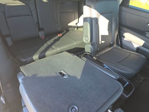 New 2026 Nissan Pathfinder SL image 25