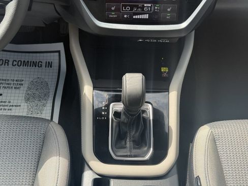 Used 2025 Subaru Forester Premium image 15