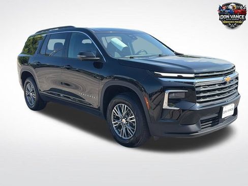 Used 2024 Chevrolet Traverse LT AWD/4WD image 7