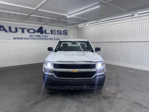 Used 2017 Chevrolet Silverado 1500 W/T RWD image 2