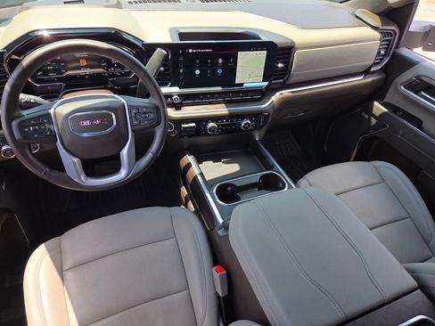 Certified 2025 GMC Sierra 2500 SLT w/ SLT Premium Package AWD/4WD image 7
