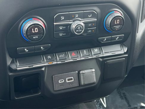 Used 2019 Chevrolet Silverado 1500 LT w/ All-Star Edition AWD/4WD image 35