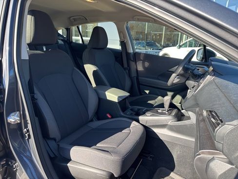Used 2025 Subaru Impreza 2.0i image 10