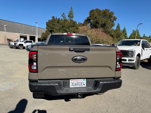 Used 2025 Ford Ranger Lariat w/ FX4 Off-Road Package AWD/4WD image 4