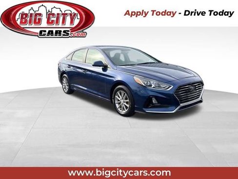 Used 2019 Hyundai Sonata SE image 1