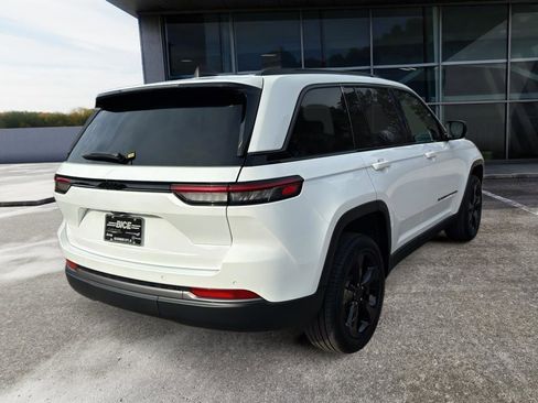 New 2026 Jeep Grand Cherokee Limited w/ Limited Altitude Package image 6