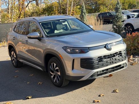 New 2026 Volkswagen Tiguan S AWD/4WD image 7
