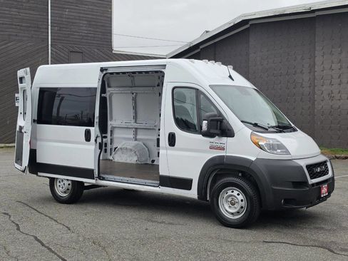 Used 2022 RAM ProMaster 3500 w/ Interior LED Lighting Group FWD image 10