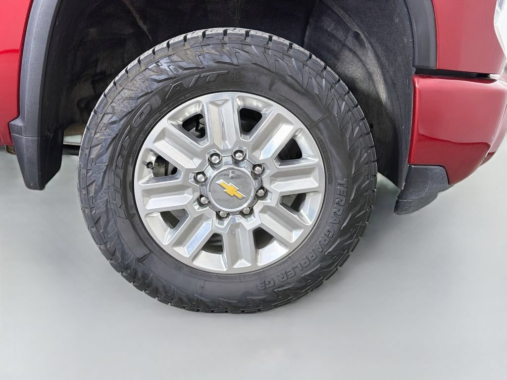 Used 2025 Chevrolet Silverado 2500 High Country w/ Technology Package AWD/4WD image 29