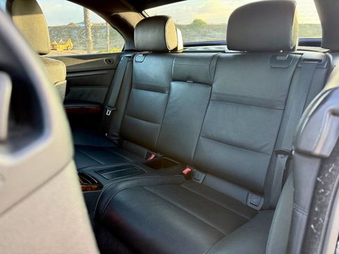Used 2008 BMW 335i Convertible w/ Premium Pkg image 19