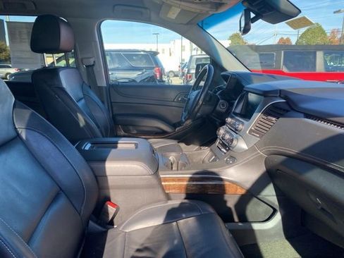 Used 2018 Chevrolet Tahoe LT image 11