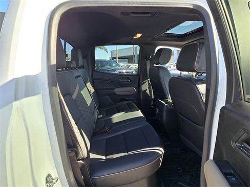 Certified 2024 GMC Canyon Denali image 17