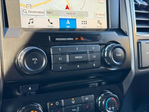 Used 2017 Ford F150 XLT w/ Equipment Group 302A Luxury image 24