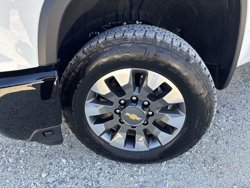 New 2026 Chevrolet Silverado 2500 Custom w/ Custom Value Package image 13