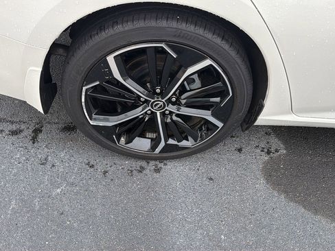 Used 2023 Nissan Altima 2.5 SR FWD image 37