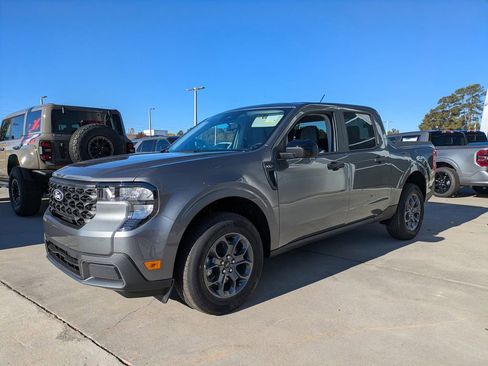 New 2025 Ford Maverick XLT w/ XLT Luxury Package image 7