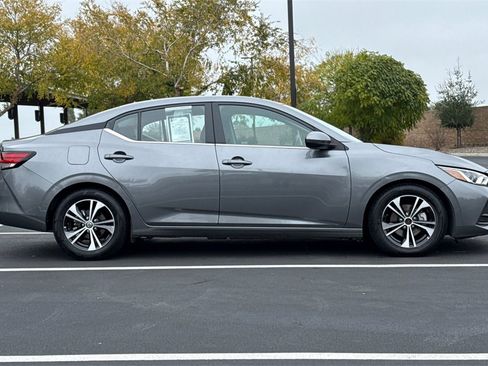 Used 2023 Nissan Sentra SV image 7