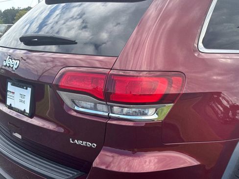 Used 2022 Jeep Grand Cherokee Laredo E RWD image 15
