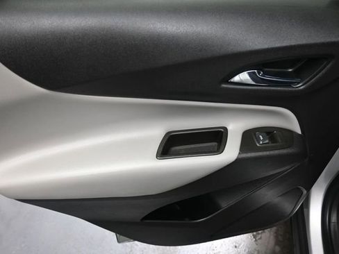 Used 2021 Chevrolet Equinox LS w/ LS Convenience Package image 13