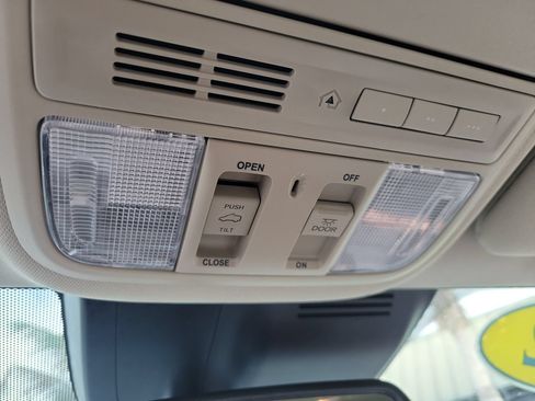 Used 2022 Honda CR-V EX-L image 19