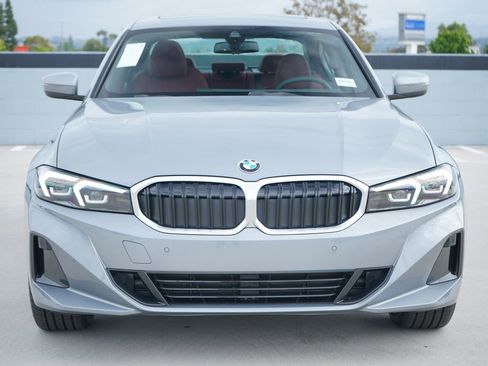 New 2026 BMW 330i Sedan w/ Convenience Package RWD image 2