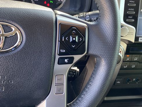 Used 2022 Toyota 4Runner Limited image 33