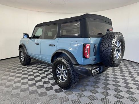 Used 2022 Ford Bronco Badlands image 8