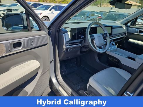 Certified 2025 Hyundai Santa Fe Calligraphy AWD/4WD image 10
