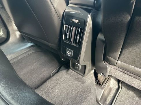 Used 2026 Jeep Compass Limited image 18