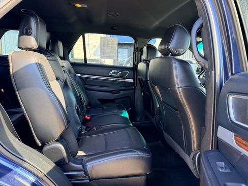 Used 2016 Ford Explorer Limited image 17