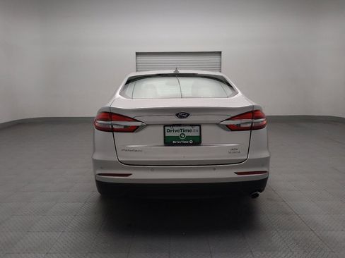 Used 2019 Ford Fusion SE image 6