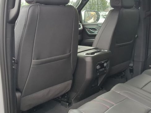 Used 2024 Chevrolet Suburban RST w/ Luxury Package AWD/4WD image 18