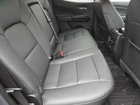 New 2026 GMC Canyon Elevation w/ Convenience Package image 28